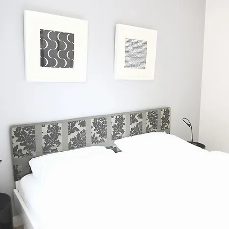 Bomhoffstr. 22a, W4, Blue Water